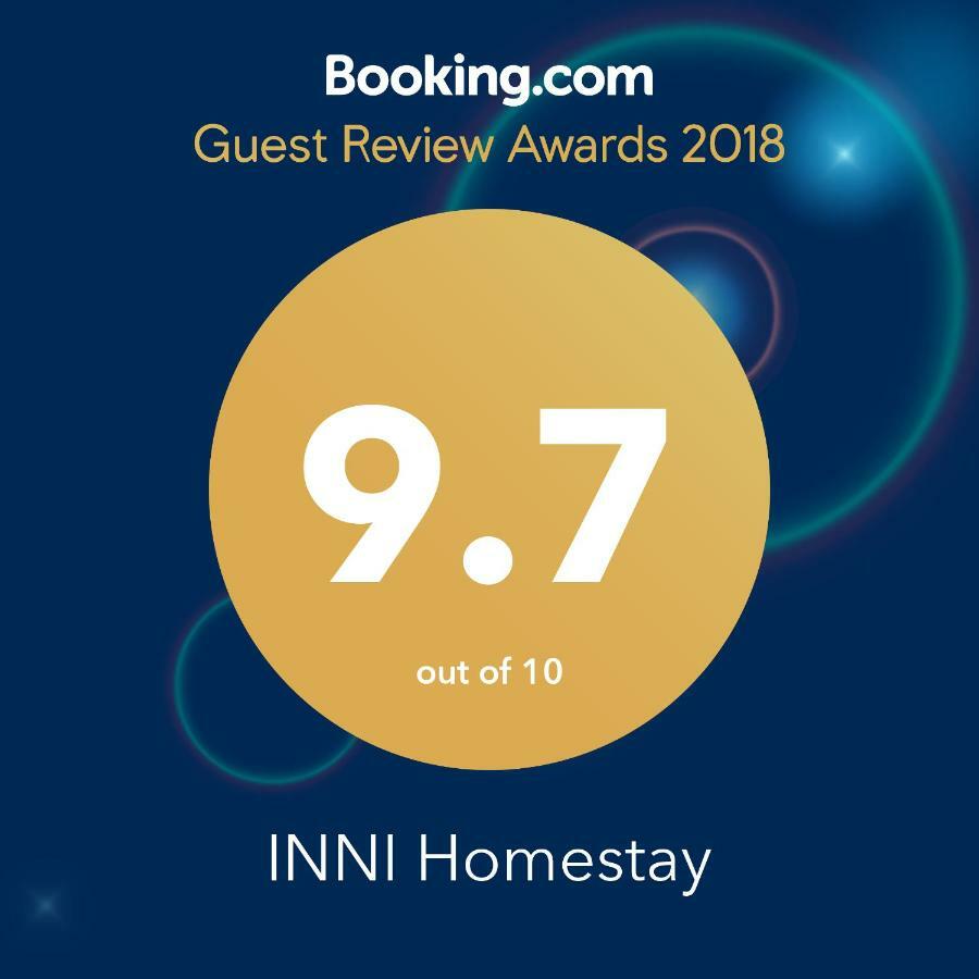 Inni Homestay Malang Eksteriør bilde