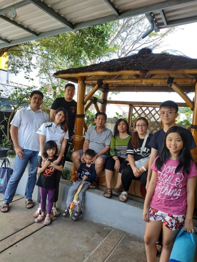 Inni Homestay Malang Eksteriør bilde